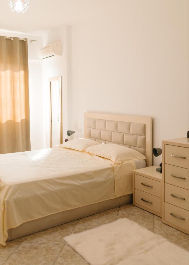 Rs Place 1-Bedroom Apartment Tirana Exterior foto